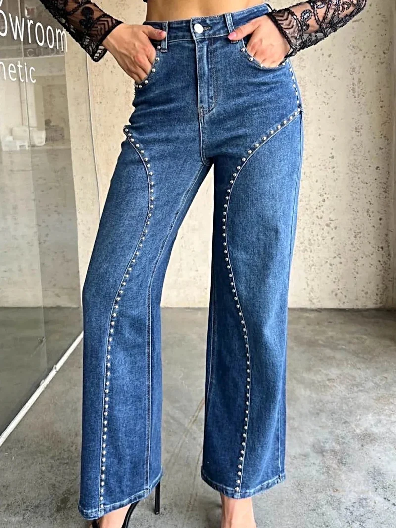 Luxe jeans met wijde pijpen en studs - 95% rayon, geen stretch, machinewasbaar, elegante pasvorm