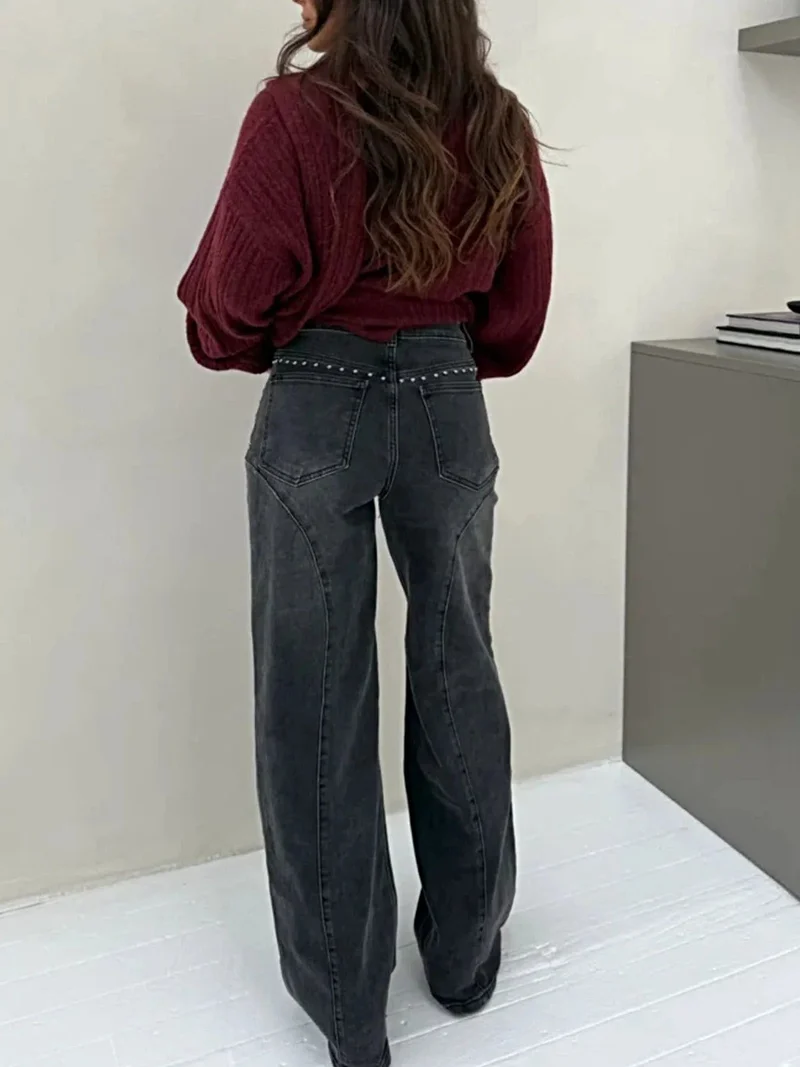 Luxe jeans met wijde pijpen en studs - 95% rayon, geen stretch, machinewasbaar, elegante pasvorm