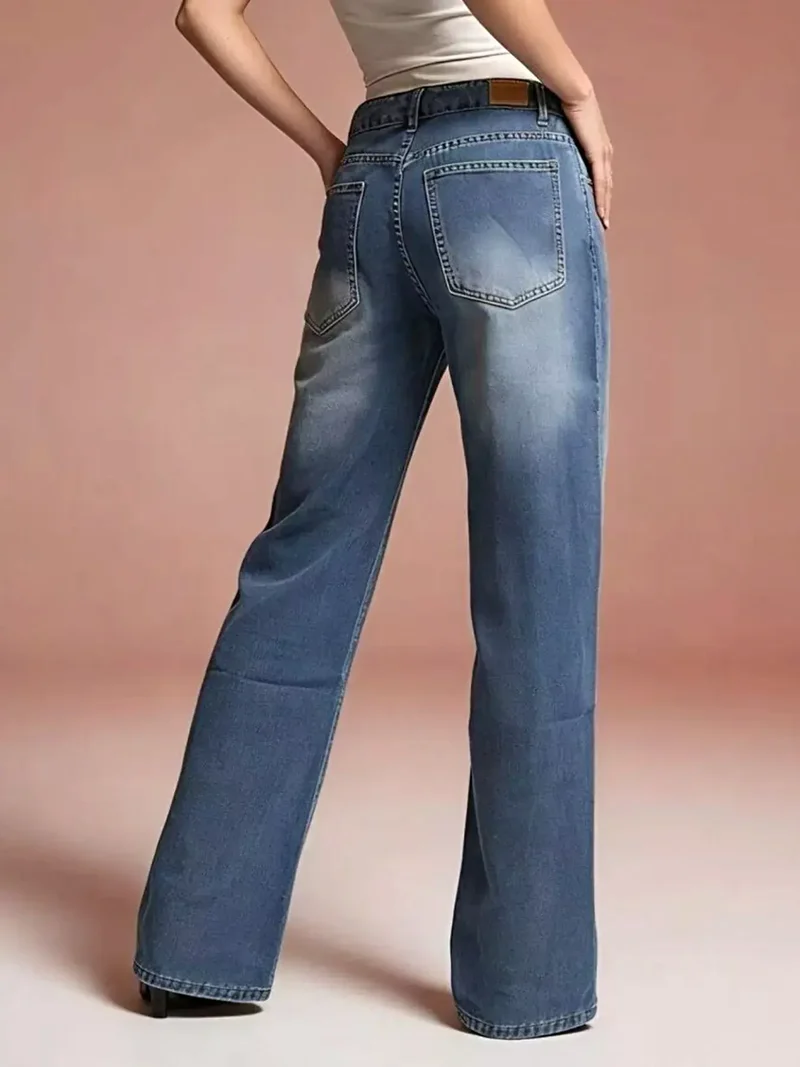 Elegante jeans met wijde pijpen en vintage wassing - 85% katoen, met zakken, tijdloze stijl