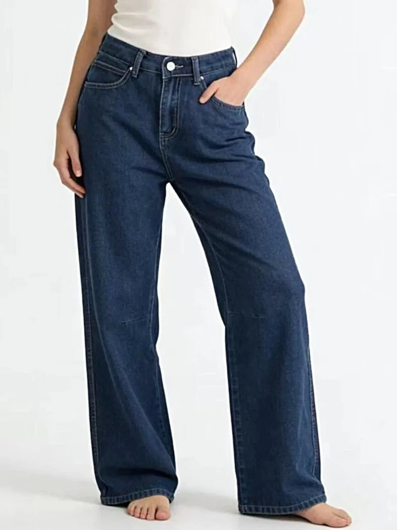 Elegante jeans met hoge taille en wijde pijpen, inclusief zakken - gemaakt van een licht elastische katoenmix.