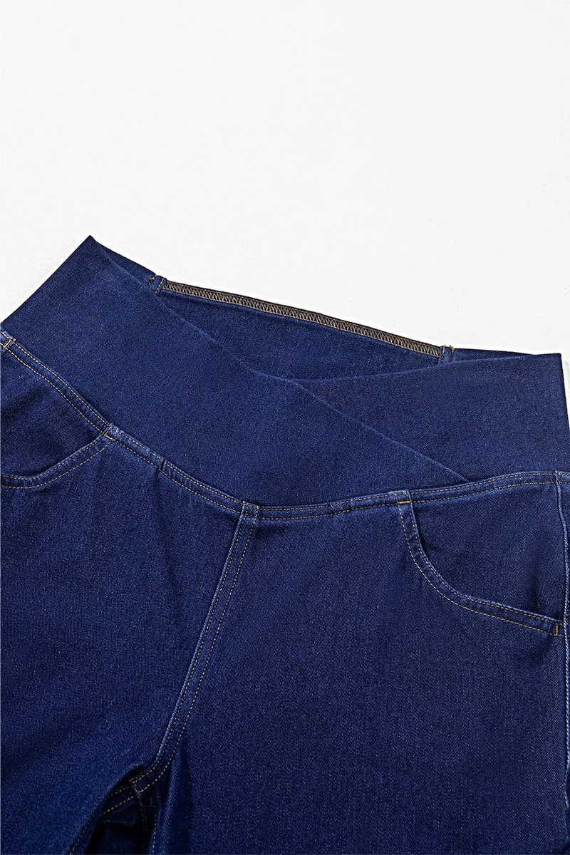 Geef je stijl een boost met deze flared jeans met hoge taille - met zakken, licht elastisch en een luxe pasvorm.