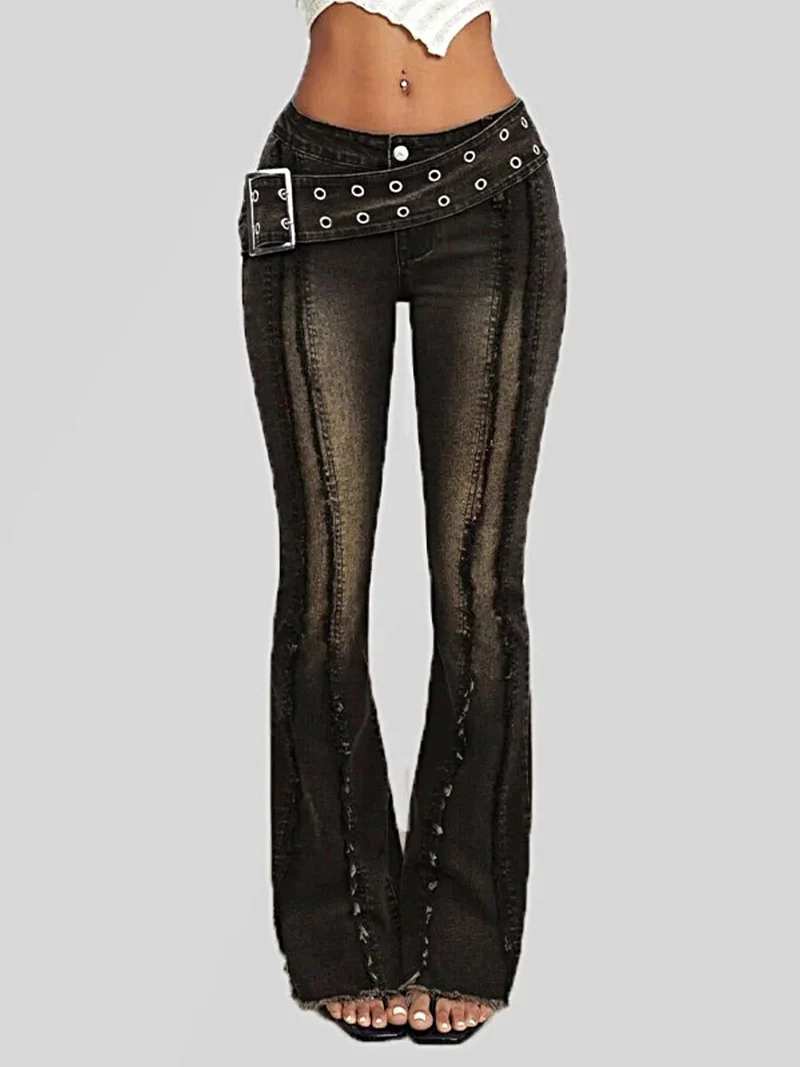 Chique flared jeans met riem, hoge taille en distressed details voor stijlvolle outfits