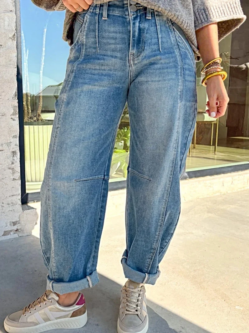 Elegante jeans met omgeslagen pijpen voor dames - Klassieke stijl, met zakken, gemaakt van een katoenmix van 63%.