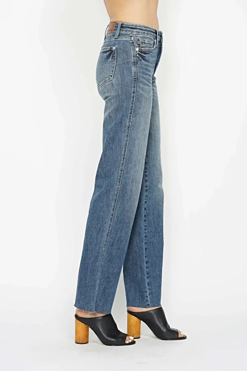 Judy Blue corrigerende jeans voor dames - rechte pijpen, geschikt voor alle maten en een comfortabele pasvorm