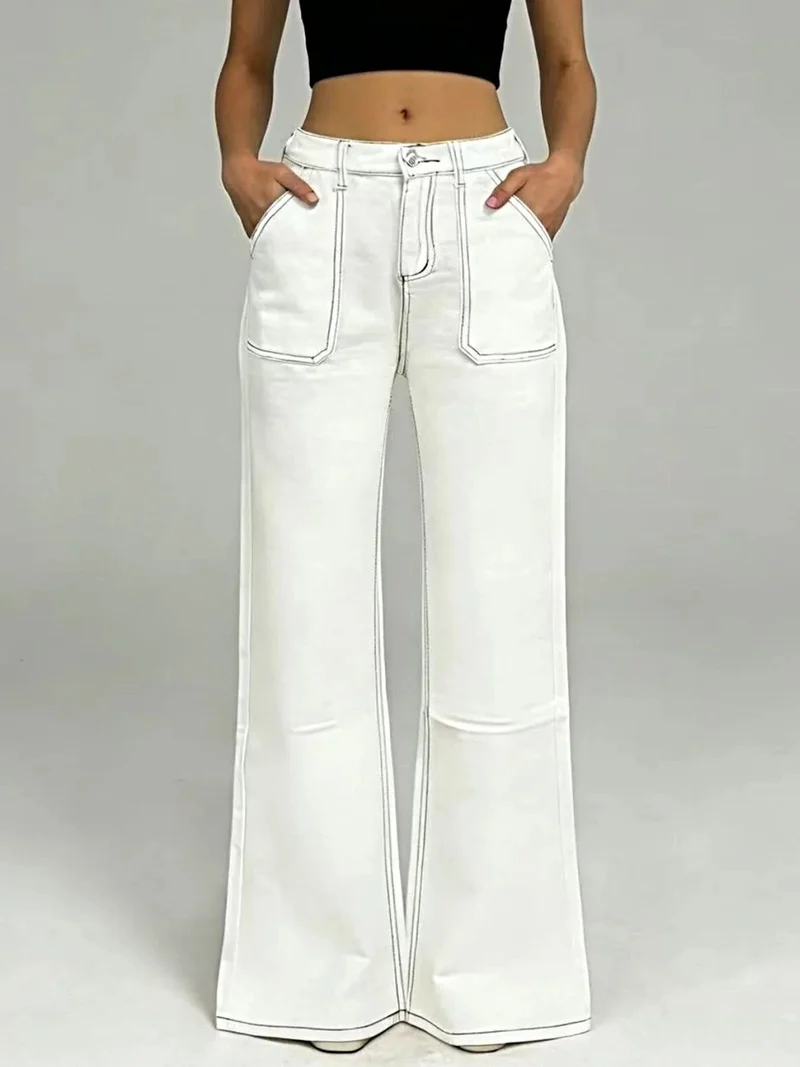 Stijlvolle jeans met wijde pijpen, contrasterende stiksels en zakken | 85% katoen, 15% polyester