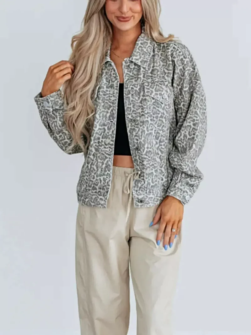 Stijlvol denim jack met luipaardprint, zakken en ritssluiting - Licht elastisch materiaal