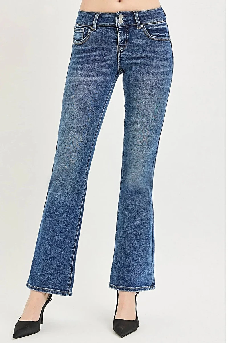 Jeans met buikcorrectie - Stijlvolle bootcut jeans met lage taille, comfortabele pasvorm en een slank silhouet.