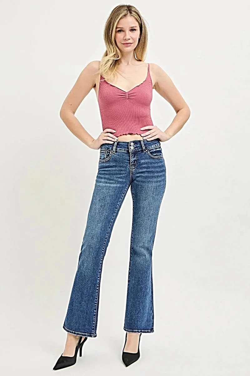 Jeans met buikcorrectie - Stijlvolle bootcut jeans met lage taille, comfortabele pasvorm en een slank silhouet.
