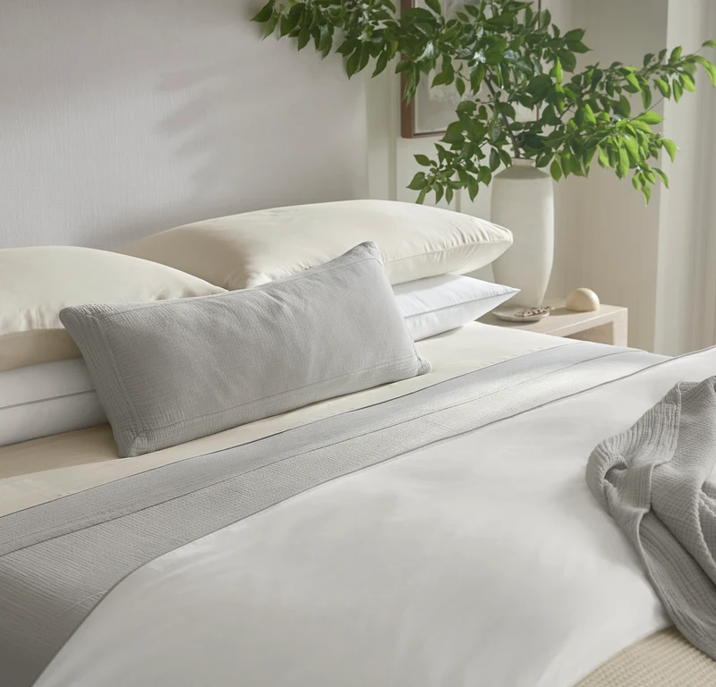 Signature Embellished Sheet Set - Cream/Cream Piped Edge