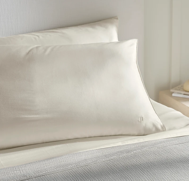 Signature Embellished Sheet Set - Cream/Cream Piped Edge