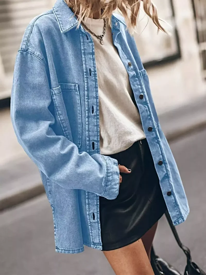 Stijlvol oversized denim overhemd met zak, klassiek ontwerp met knoopsluiting, 100% polyester