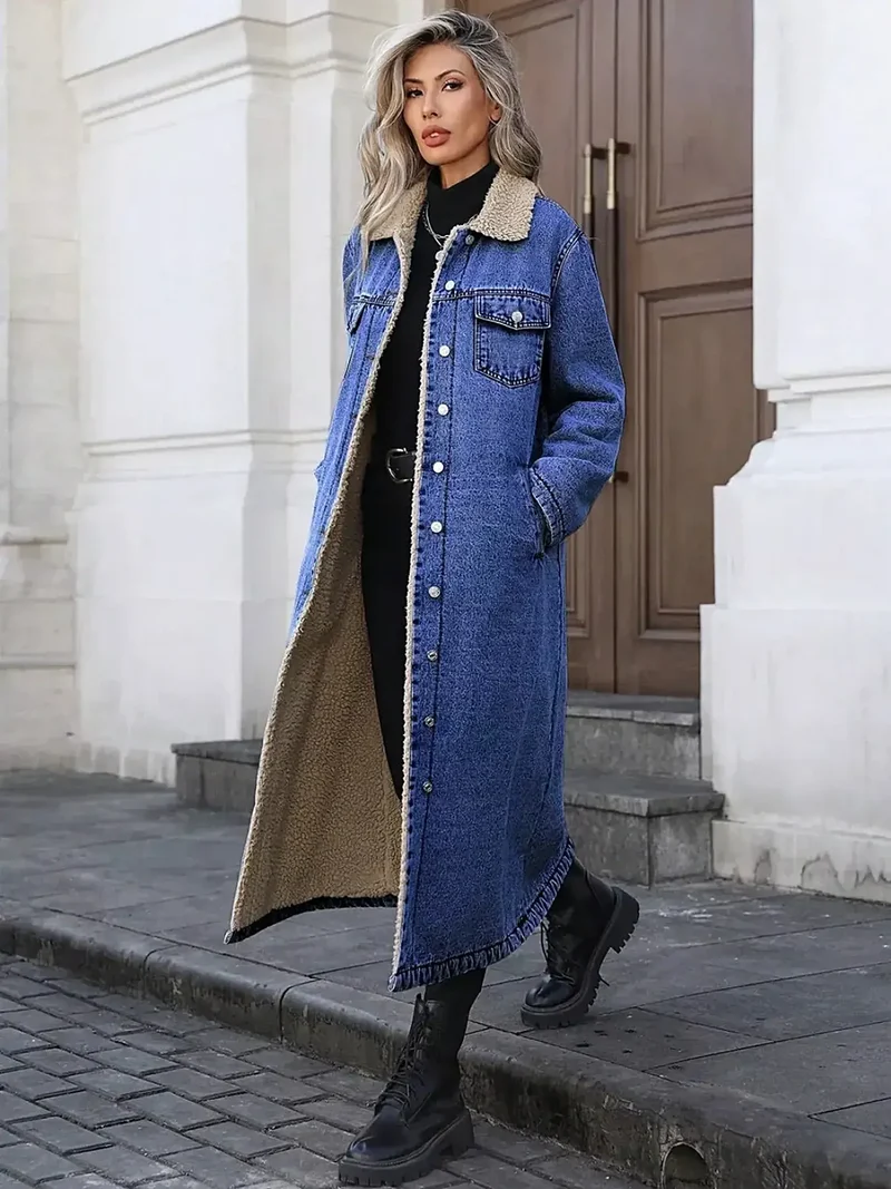 Luxe lange denimjas met sherpa-voering en zakken - 85% katoen, perfect voor koude dagen.