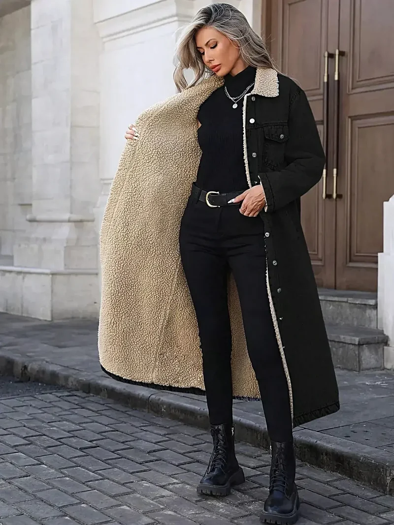 Luxe lange denimjas met sherpa-voering en zakken - 85% katoen, perfect voor koude dagen.