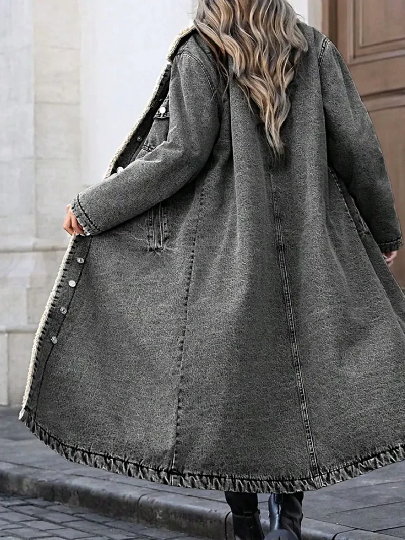 Luxe lange denimjas met sherpa-voering en zakken - 85% katoen, perfect voor koude dagen.
