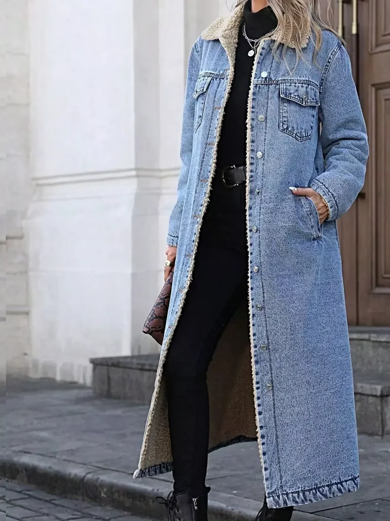 Luxe lange denimjas met sherpa-voering en zakken - 85% katoen, perfect voor koude dagen.