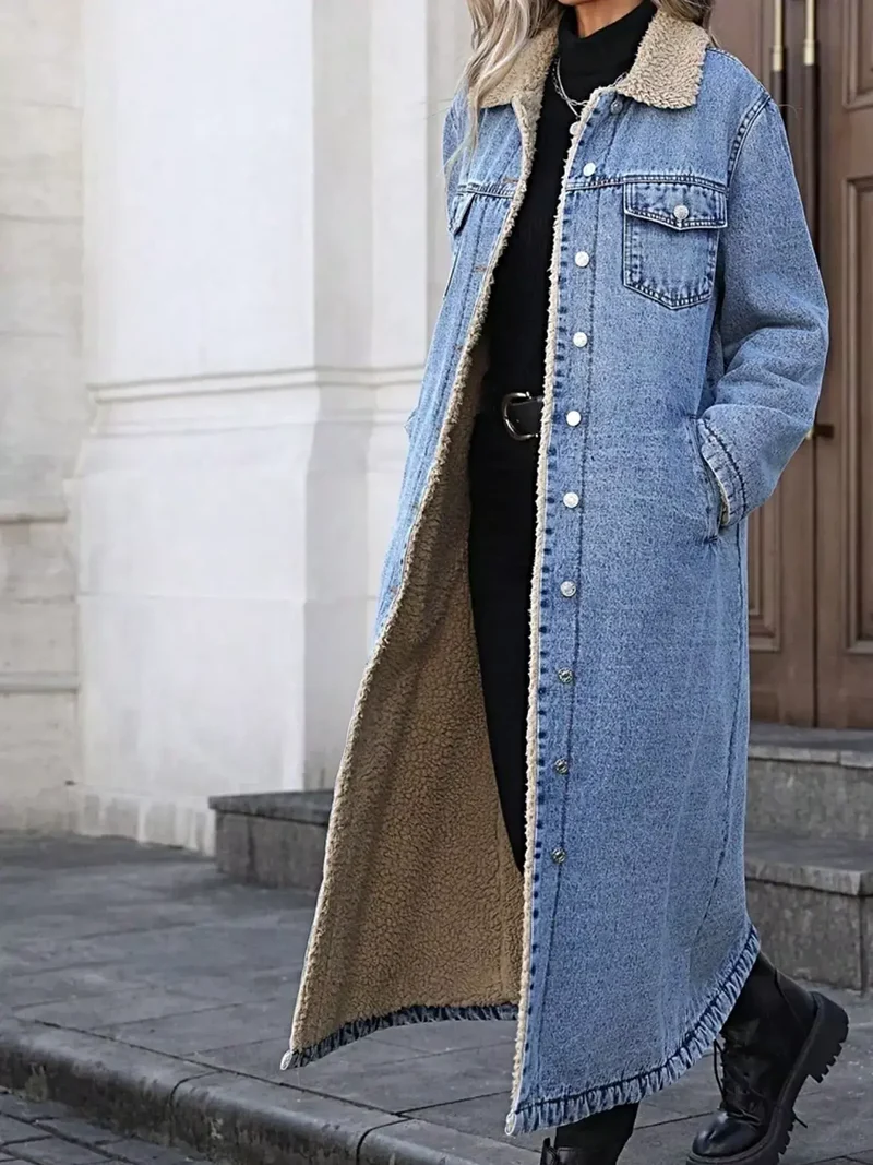 Luxe lange denimjas met sherpa-voering en zakken - 85% katoen, perfect voor koude dagen.