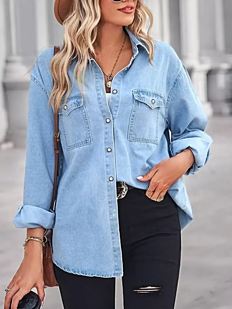 Denim overhemd met knoopsluiting en borstzakken, 95% rayon, klassieke pasvorm, machinewasbaar