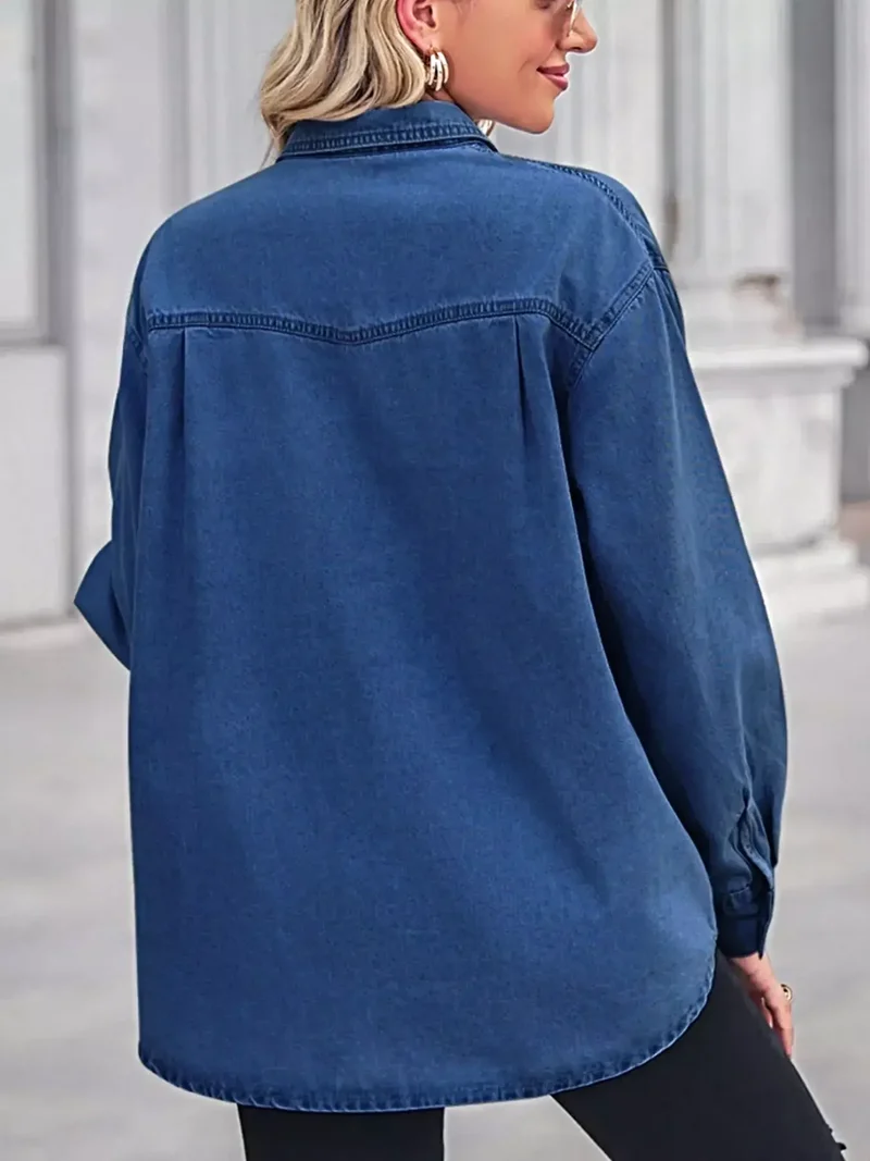 Denim overhemd met knoopsluiting en borstzakken, 95% rayon, klassieke pasvorm, machinewasbaar