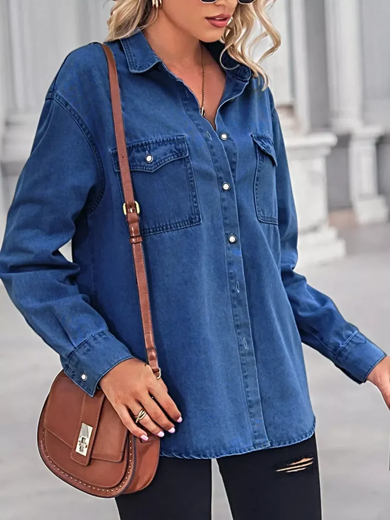 Denim overhemd met knoopsluiting en borstzakken, 95% rayon, klassieke pasvorm, machinewasbaar