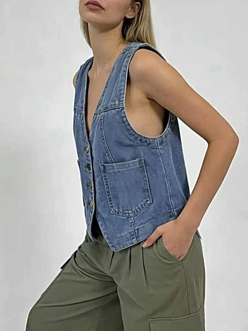 Elegant denim vest met knoopsluiting en zakken voor dames in grote maten - gemaakt van een katoenmix.