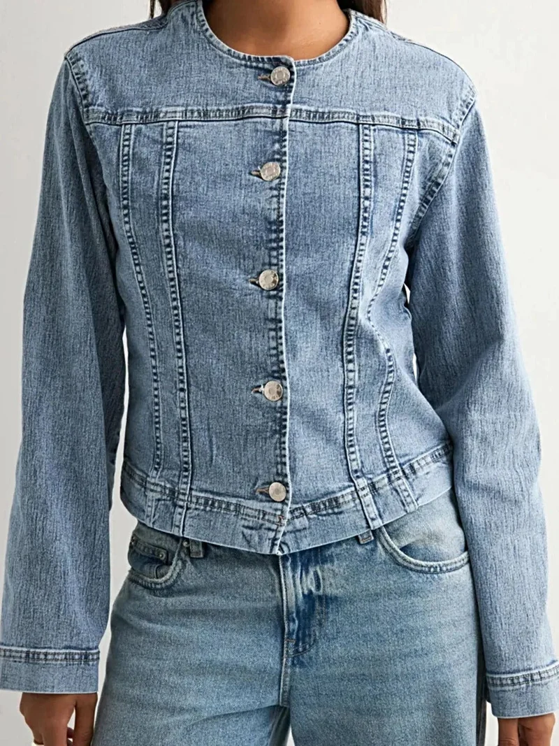 Klassiek denimjack voor dames - Tijdloze stijl met knoopsluiting en 85% katoen voor optimaal comfort.