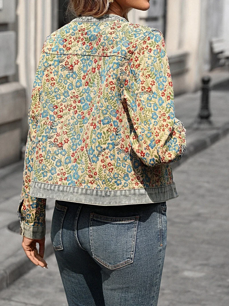 Geborduurd spijkerjack met bloemenmotief - Knoopsluiting, 95% rayon, klassieke pasvorm, machinewasbaar