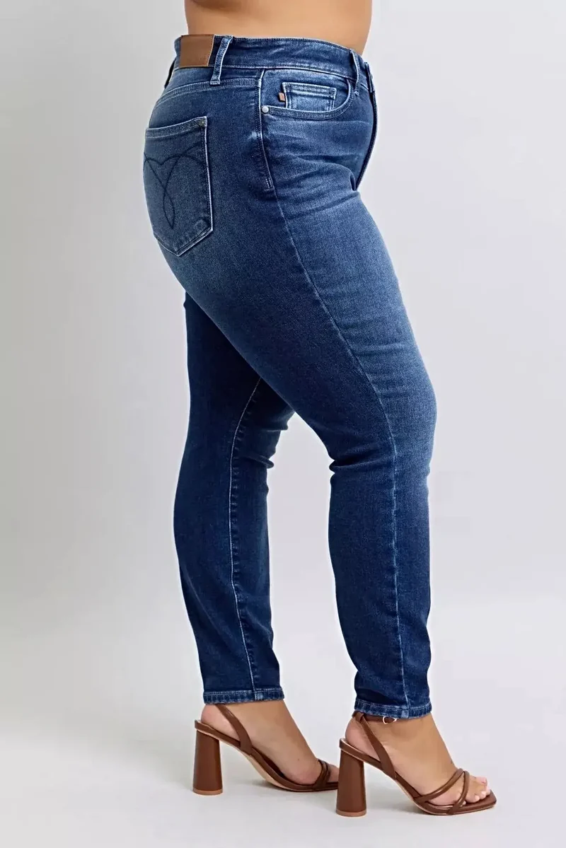 Judy Blue Skinny Jeans voor grote maten - Comfortabele gewassen thermische stof, flatterende pasvorm, trendy stijl