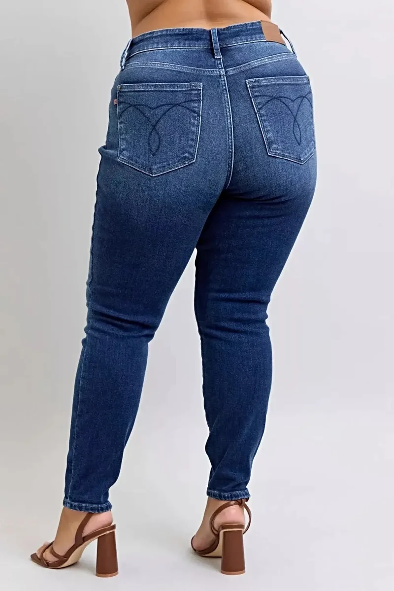 Judy Blue Skinny Jeans voor grote maten - Comfortabele gewassen thermische stof, flatterende pasvorm, trendy stijl