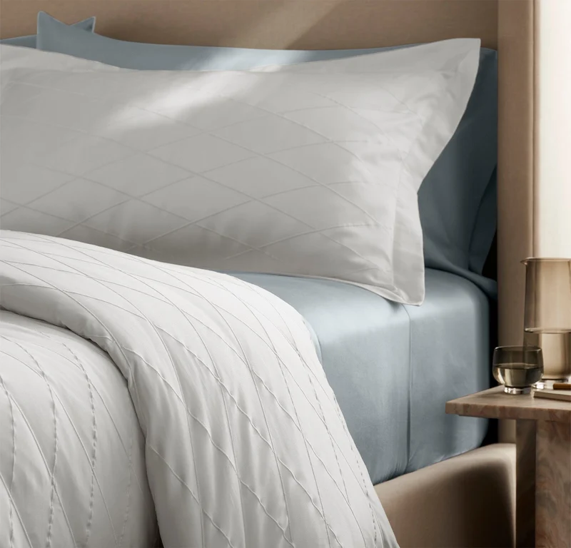 Reserve Embellished Duvet Set - White/White Embroidered Lattice