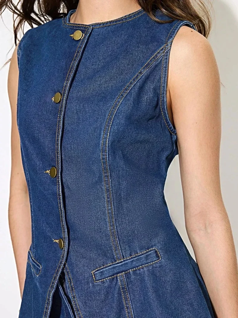 Stijlvol denim overhemd met knoopsluiting - mouwloos model, 85% katoen, perfect voor zomerse uitjes.