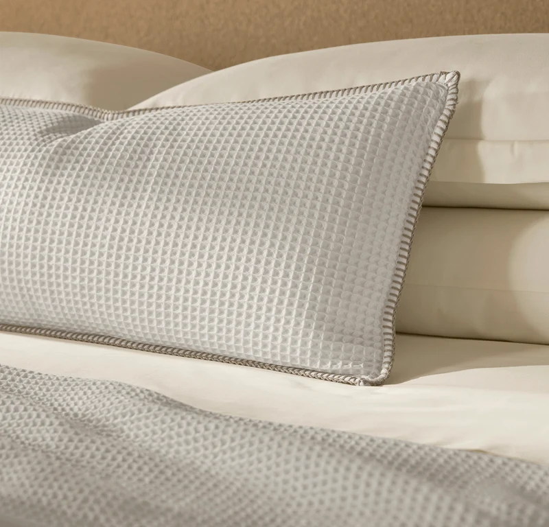 Waffle Pillow Cover - White/Oak Whipstitch