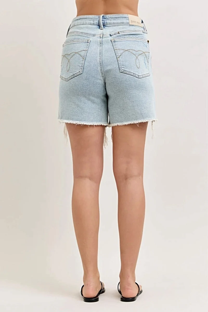 Judy Blue denim shorts met hoge taille, telefoonzakjes en gerafelde zoom