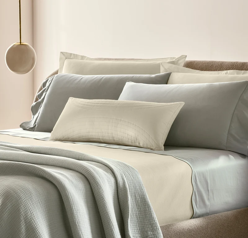 Signature Quilted Arch Pillow Cover (Lumbar) - Cream