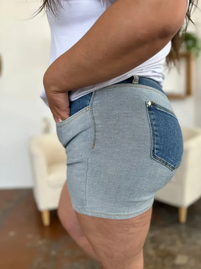 Judy Blue Color Block Denim Shorts voor dames - Trendy & stijlvolle zomeressential