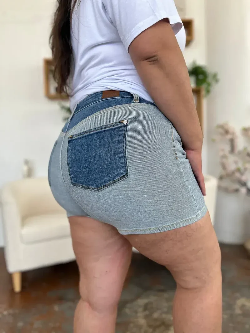 Judy Blue Color Block Denim Shorts voor dames - Trendy & stijlvolle zomeressential