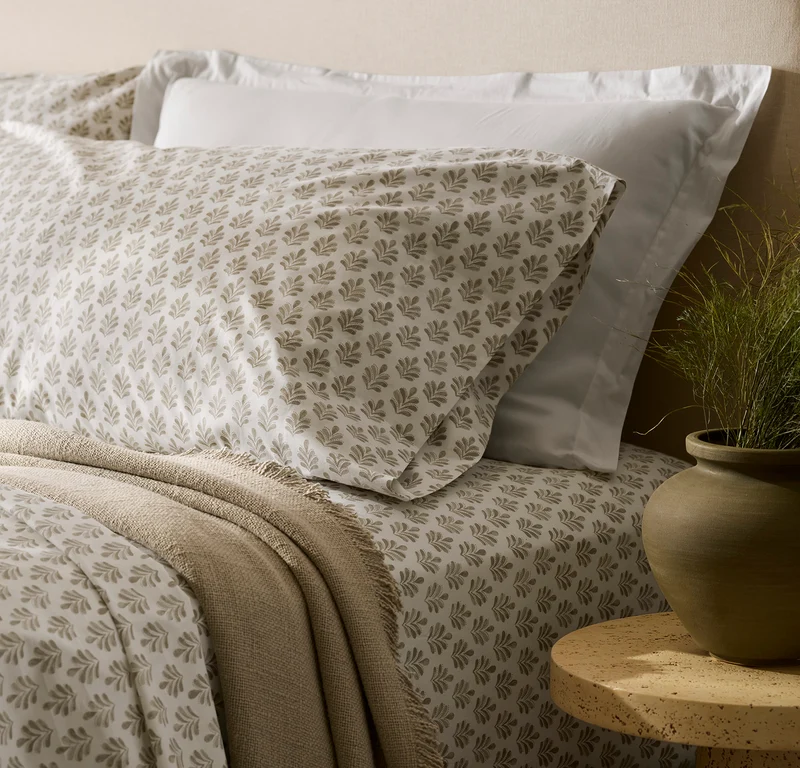 Percale Hemmed Pillowcase Set - Oak Dot Blossom