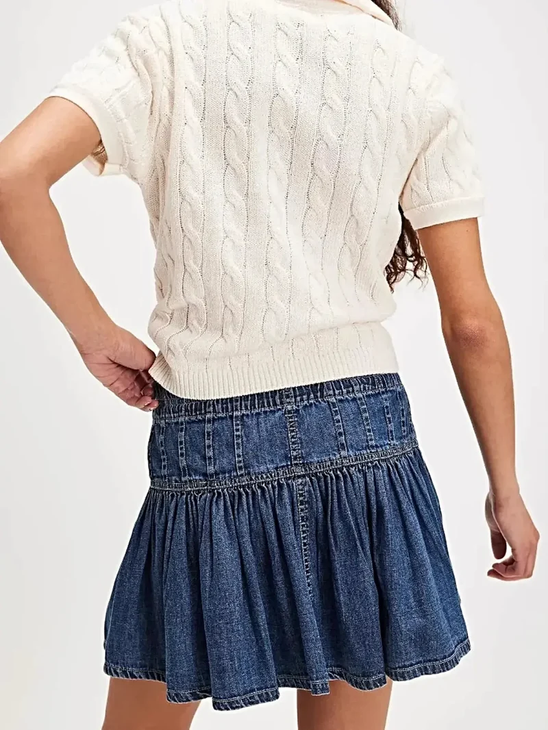 Stijlvol denim minirokje met ruches en knoopjes - comfortabele mix van 70% katoen