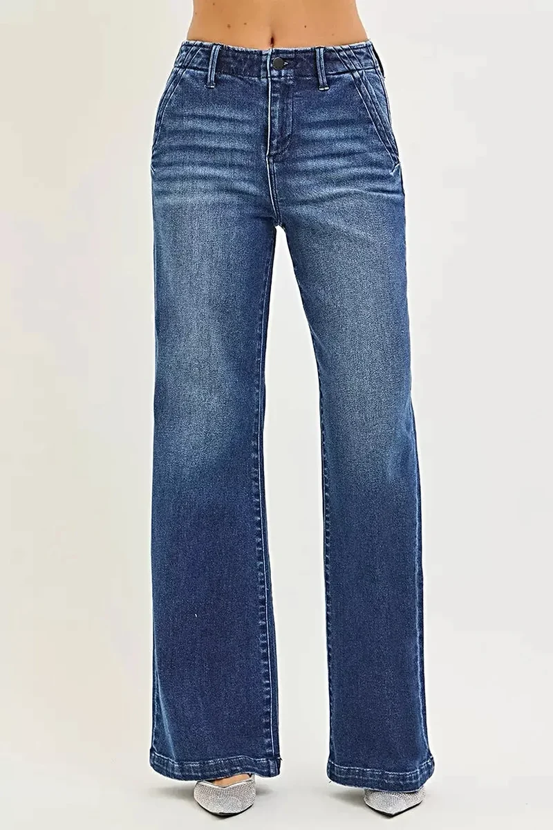 Chique jeans met hoge taille en schuine zakken - 92% katoen, wijde pijpen voor een stijlvolle look.