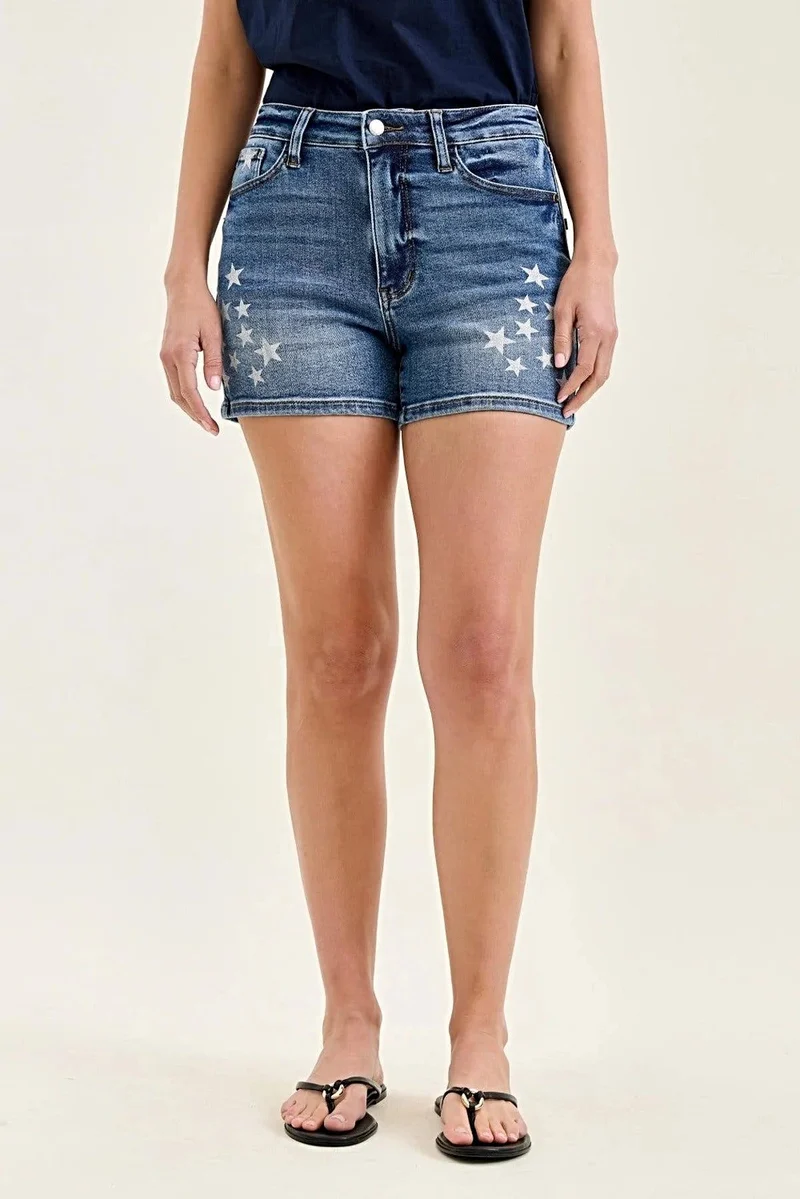 Judy Blue 5 Star Splatter Shorts - High Rise Slim Fit met Zakken