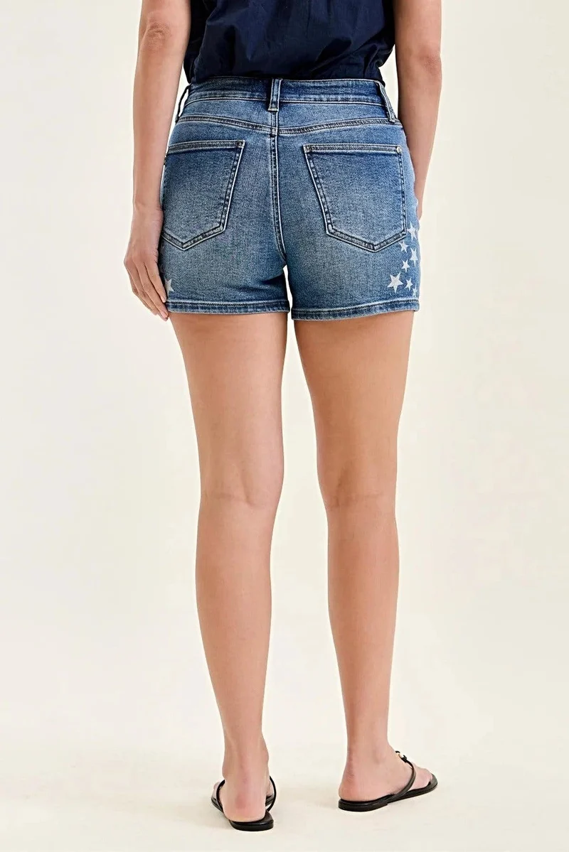 Judy Blue 5 Star Splatter Shorts - High Rise Slim Fit met Zakken