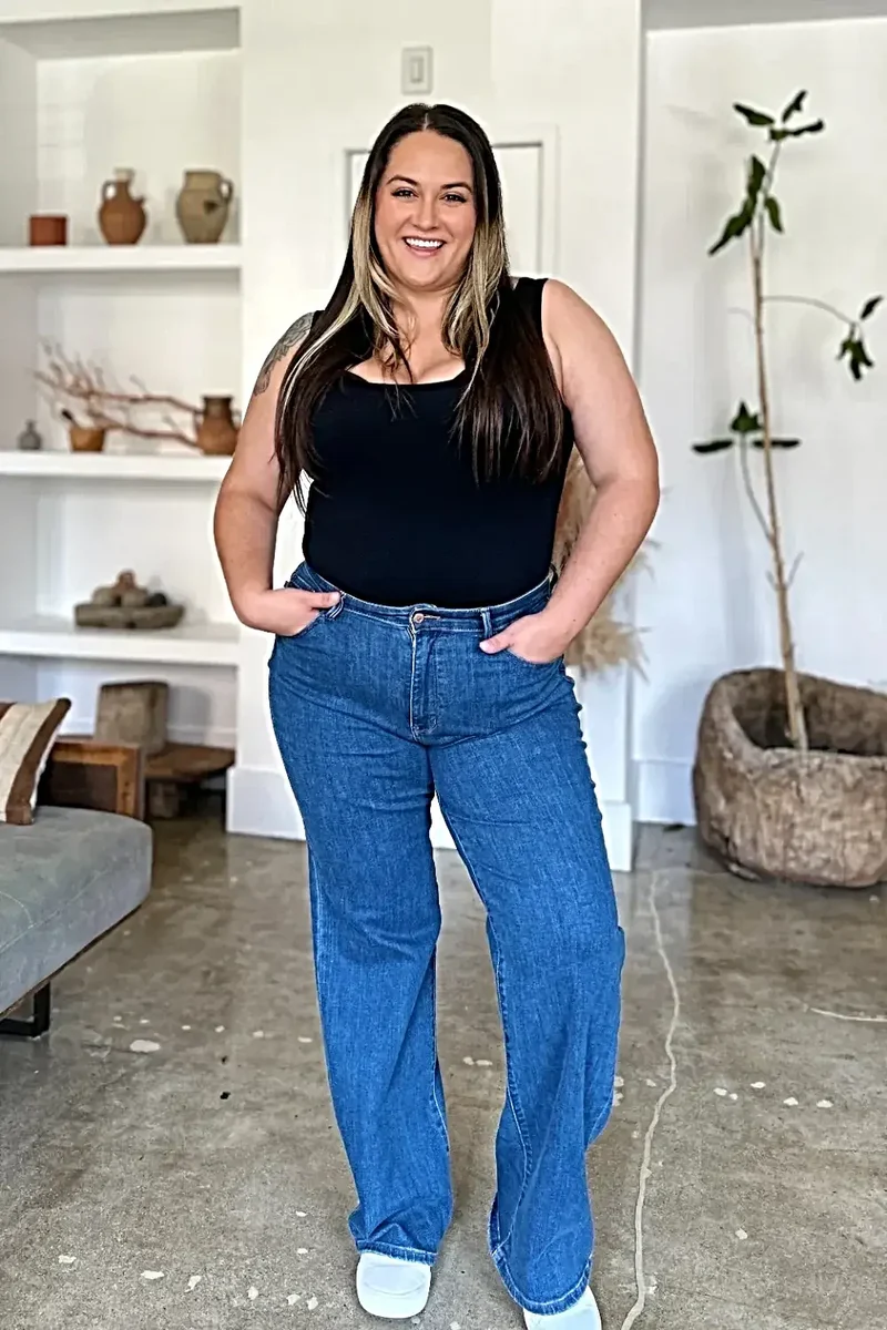 Judy Blue High Rise Straight Jeans voor moeiteloze stijl en comfort - Maten 0 tot 24W
