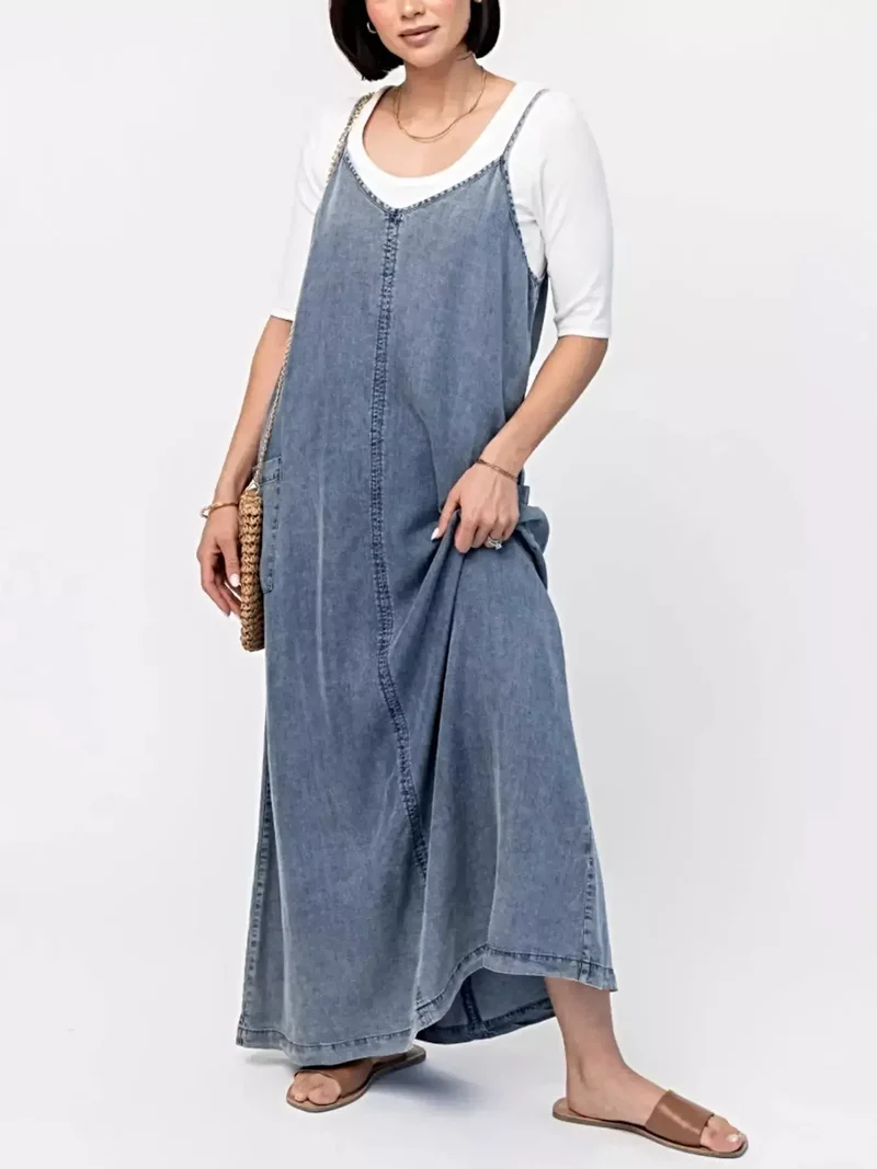 Stijlvolle denim maxi-jurk met camisole-effect - klassiek blauw, 80% katoen, perfect voor een casual chique look.