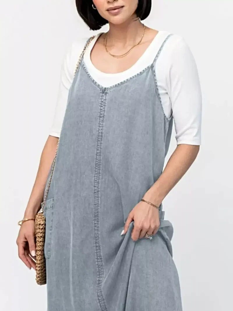 Stijlvolle denim maxi-jurk met camisole-effect - klassiek blauw, 80% katoen, perfect voor een casual chique look.