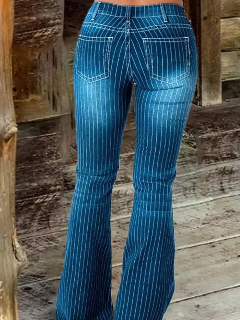 Gestreepte flared jeans met knoopsluiting
