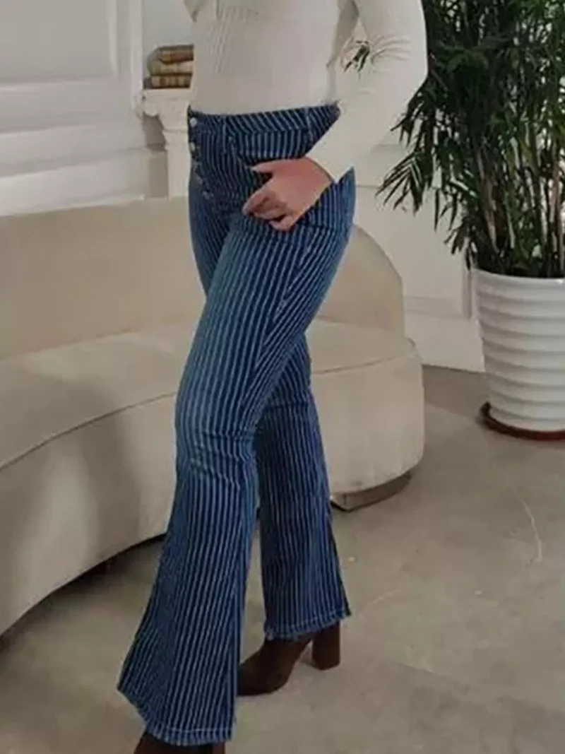 Gestreepte flared jeans met knoopsluiting
