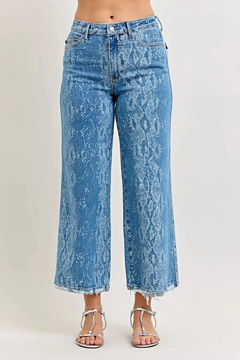 Judy Blue jeans met hoge taille, wijde pijpen, enkellengte en onafgewerkte zoom - moderne pasvorm en comfort