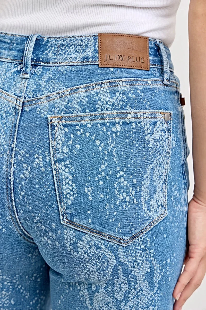 Judy Blue jeans met hoge taille, wijde pijpen, enkellengte en onafgewerkte zoom - moderne pasvorm en comfort