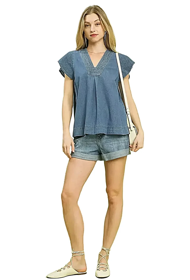 Tijdloze denim top met korte mouwen, V-hals en zijsplitten - 100% katoen, casual kleding