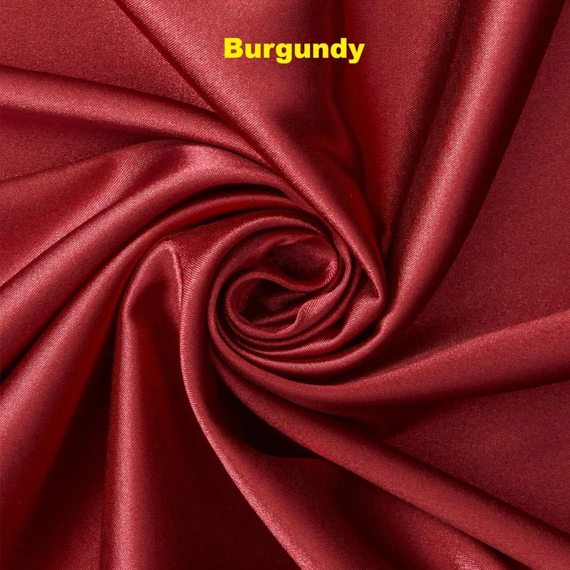 Luxe bedrok in wijnrood satijnen lingerie - 15 inch lang, 75 x 50 inch