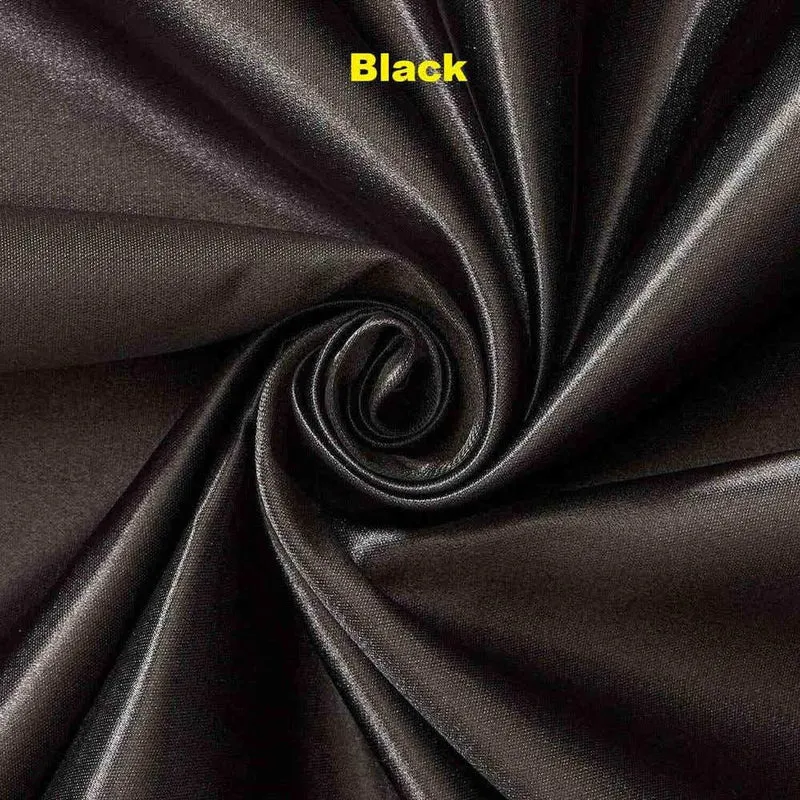Op maat gemaakt hoeslaken van Nouveau Bridal Satin voor queensize en tweepersoonsmatrassen.